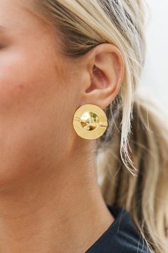 gold earrings, gold studs, boutique accessories Elegant Gold Stud Earrings, Minimalist Gold Studs, Gold Stud Earrings, Gold Stud, Gold Earrings Studs, Matte Gold, Gold Studs, Geometric Shapes, The Way