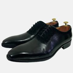 Indulge in luxury with these exquisite Oxford shoes. Crafted from genuine leather, they feature a pointed-toe shape and a lace-up closure. The sheepskin insole ensures exceptional comfort, making these shoes as comfortable as they are stylish. Elevate your formal look with a touch of elegance and class. Pointed Toe Suede Oxfords With Leather Sole, Suede Dress Shoes With Pointed Toe And Leather Sole, Pointed Toe Suede Dress Shoes With Leather Sole, Semi-formal Suede Oxfords With Pointed Toe, Business Lace-up Suede Shoes With Pointed Toe, Business Suede Lace-up Shoes With Pointed Toe, Black Suede Oxfords For Formal Occasions, Luxury Leather Shoes With Lace-up Design, Luxury Leather Lace-up Shoes With Leather Sole