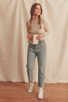 Modest Outfits Pants, Lesbian Fashion Feminine, Golden Heart Locket, Breath Of Youth, Lesbian Outfits, Best Pants, Modest Casual Outfits, Overalls Shorts, Bag Pants