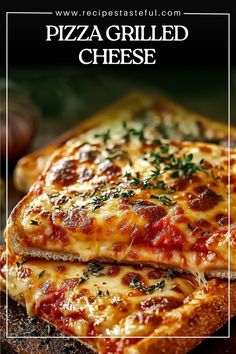 A cheesy, delicious grilled cheese sandwich with mozzarella, pepperoni, and a savory butter spread, perfect for pizza lovers. Savory Butter, Pizza Grilled Cheese, Classic Grilled Cheese, Butter Spread, Pizza Pie, Pizza Lovers, Cheese Sandwich, European Food