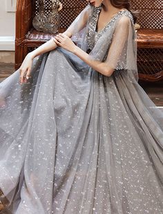 A-Line Evening Gown Elegant Dress Wedding Guest Formal Evening Floor Length Half Sleeve V Neck Tulle with Sequin Splicing Festive A-line Wedding Gown, Festive A-line Evening Dress For Wedding, Gray Wedding Dress With Sweep Train, Gray Wedding Dresses For Prom Season, Floor-length Wedding Dress For Ceremony, Floor-length Tulle Mother Of The Bride Dress, Maxi Length Tulle Wedding Gown, Floor-length Gray Dresses For Wedding, Gray Floor-length Wedding Dresses