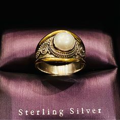 New In Gift Box Handcrafted Acid Tested Solid 925 Stamped Sterling Silver 2.46 Ct Natural White Pearl. Sizes 8.5 Available “Guaranteed 100% Silver, Tested For Silver Content” Thank You For Looking At Ourcollection, All What We Are Selling Is New Without Tags, Never Used Never Worn In Beautiful Gift Box. All The Pictures Are For The Actual Item Taken By Us From All Possible Angles. Ref#1230 Elegant White Pearl Ring Stamped 925, Elegant White Gold Pearl Ring Stamped 925, Luxury White Jewelry Stamped 925, Classic White Jewelry Stamped 925, Elegant Sterling Silver Moonstone Ring For Anniversary, Classic Pearl Ring Stamped 925, Classic Moonstone Anniversary Ring Stamped 925, Luxury White Rings Stamped 925, White Luxury Sterling Silver Ring