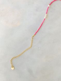 Pink Beaded Necklaces With Pearl Charm, Pink Pearl Beaded Necklace With Pearl Charm, Adjustable Pink Pearl Necklace With Charm, Trendy Gold Beaded Pearl Necklace, Dainty Pink Pearl Beaded Necklaces, Pink Pearl Chain Beaded Necklaces With Round Beads, Pink Necklaces With Pearl Charm And Round Beads, Pink Pearl Chain Beaded Necklace With Round Beads, Pink Pearl Chain Jewelry With Round Beads