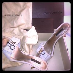 Cream Canvas, Low Heel Lv / Love They’re Beautiful Shoes, But I Should Have Gotten A Size Up!! My Loss, Your Gain. Louis Vuitton Shoes, Low Heels, Beautiful Shoes, Shoes Women Heels, Shoes Heels, Louis Vuitton, Cream, Women Shoes, Heels