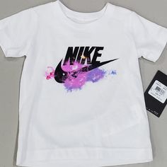 Nwt Bin A.Rn S Nike White Tops For Summer, White Nike Tops For Spring, White Logo Print Shirt For Spring, White Shirt With Logo Print For Spring, White Sporty Shirt For Spring, Sporty White Shirt For Spring, Sporty White Spring Shirt, White Nike T-shirt For Summer, Nike White T-shirt For Summer