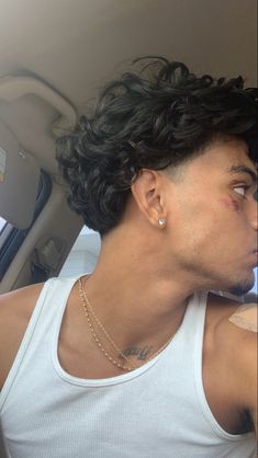 Burst Fade Long Curly Hair, Taper On Sides Only, Low Taper Fade Haircut Long Hair Curly, Medium Length Curly Hair Men Short Sides, Taper Fluffy Hair, Mens Haircuts For Curly Hair, Low Taper Mullet Curly, Curly Hair Mid Taper, Taper Waves Haircut