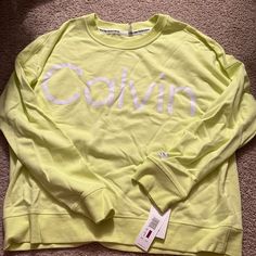 Nwt. Calvin Klein Performance Crewneck Sweatshirt. Florescent Yellow. Xxl. Calvin Klein Crew Neck Tops For Loungewear, Calvin Klein Relaxed Fit Winter Top, Calvin Klein Relaxed Fit Tops For Winter, Calvin Klein Long Sleeve Tops For Loungewear, Calvin Klein Crew Neck Winter Tops, Calvin Klein Winter Crew Neck Tops, Calvin Klein Casual Crew Neck Sweatshirt, Calvin Klein Crew Neck Sweatshirt For Streetwear, Glow In The Dark Crew Neck Cotton Top