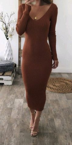 Long Sleeve Knit Dress Outfit, Turtle Neck Midi Dress Outfit, Everyday Dresses Casual Winter, Fall Long Dress Outfit, Long Brown Dress Outfit, Long Sweater Dress Outfit Winter, Fitted Dress With Cardigan, Sweater Dress Outfit With Boots, Dress With Cardigan Outfit