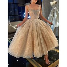 Gold Sweet 16 Dresses, Ball Gown Gold, Gold Ball Gown, Quinceanera Dresses Gold, Gold Prom Dresses, Gold Gown, Prom Dresses With Pockets, Princess Ball Gowns, Tulle Ball Gown