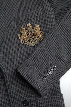 DOLCE & GABBANA Absolutely stunning, 100% Authentic, brand new with tags Dolce & Gabbana double breasted blazer crafted from cashmere features peak lapel style, logo embroidery on the chest and two button closure. Style: Double breasted blazer Fitting: Slim fit Color: Gray Logo details Made in Italy Very exclusive and high craftsmanship Material: 100% Cashmere Haute Couture Brands, Cashmere Blazer, Slim Fit Blazer, Gray Blazer, Slim Fit Blazers, Peak Lapel, Grey Blazer, Dolce E Gabbana, Fitted Blazer