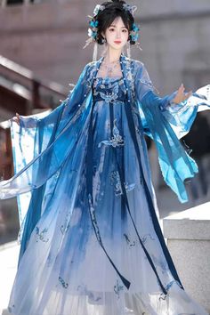 Blue Print Embroidery Women's Gorgeous Hanfu Dress Full Set – LolitaInside Light Blue Hanfu, Japanese Royalty Clothing, Tgcf Oc, Light Blue Outfits, Purple Hanfu, Blue Hanfu, Hanfu Photoshoot, Hanfu Fashion, Simpul Dasi