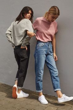 How to Wear Vintage Denim Sukienki Maksi, Outfits Mom, Jeans Winter, Pastel Outfit, Outfit Winter, Jeans Outfit