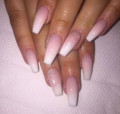 Ombre No Chip Nails, Ombre Nails And Design, Ombré Color Nails, Cute Ombre Nails Coffin, Hombre Pink And White Nails, Hombre Nails Ombre Pink And White, Nails Fade Ombre, Pink And White Ombre Nails Square, Nude And Pink Ombre Nails