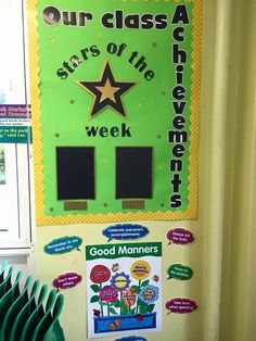 a bulletin board that says our class achievement week