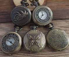 You will received 5pcs pocket watch The Pendant size:40mm If you need more pls contact me. Vintage Bronze Metal Pocket Watch, Bronze Steampunk Pocket Watch With Locket, Steampunk Bronze Pocket Watch With Locket, Antique Bronze Metal Pocket Watch, Vintage Bronze Pocket Watch With Antique Finish, Vintage Brass Bronze Pocket Watch, Vintage Bronze Medallion Pocket Watch, Bronze Round Pocket Watch For Gift, Vintage Bronze Pocket Watch With Locket