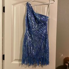 Berlinova One Should Blue Homecoming Dress Size 4. Never Worn, Just Tried On. New Without Tags. Blue Sequined Mini Dress For Cocktail, Blue One-shoulder Cocktail Dress, Blue Sleeveless Dress For Party Season, Blue Dress For Evening Party, Blue Mini Evening Dress For Party Season, Blue Mini Dress For Evening Party Season, Blue One-shoulder Prom Dress, Formal Blue Sequined Mini Dress, Blue One-shoulder Sequin Dress