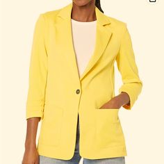 Tommy Hilfiger Women's Blazer Business Jacket With Flattering Fit And Single-Button Closure Classic Spring Button-up Blazer, Spring Business Casual Blazer With Buttons, Spring Button-up Blazer With Pockets, Single-button Career Blazer For Spring, Trendy Single-button Blazer, Trendy Spring Blazer With Buttons, Spring Yellow Blazer With Pockets, Casual Yellow Blazer For Work, Tommy Hilfiger Casual Outerwear With Button Closure