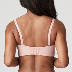 This strapless bra with an elegant bandeau cut and padded cups is a must-have! The cleverly constructed back panel is soft, comfortable, and always stays put! Perfect for party outfits and summer looks.  Powder Rose is a soft, feminine neutral. Strapless Bandeau, Color Powder, Rock Shirts, Party Outfits, Nursing Bra, Support Bras, Padded Bra, Bra Shop, T Shirt Bra