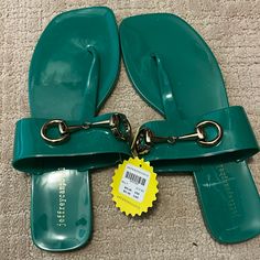 Nwt. Kelly Green Sandal/Flip Flops Green Sandals, Jeffrey Campbell Shoes, Kelly Green, Jeffrey Campbell, Flip Flop Sandals, Women's Shoes Sandals, Flip Flops, Shoes Sandals, Women Shoes