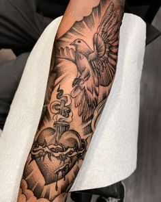 On Hand Tattoo, Cloud Tattoo Sleeve, Heart Tattoo Ideas, Cupid Tattoo, Skull Sleeve Tattoos, Men Tattoos Arm Sleeve, Foot Tattoos For Women, Forarm Tattoos, One Piece Tattoos