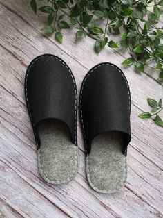 Vegan slippers, Home shoes, Felt slippers, Super light slippers, Handmade, Non slip, Vegan gift Tiled Floor, Felt Slippers, Slippery Floor, Red Slippers, Felted Slippers, Women Slippers, Vegan Gifts, Designer Slippers, Barefoot Shoes