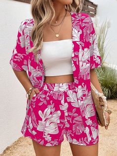 Rosa Fucsia Bohemio Collar   Tropical,todo estampado  Embellished No-Elástico Loose Suit, Tropical Outfit, Fashion Preppy, Red Boho, Beachwear Fashion, Summer Fashion Dresses, Short Sleeve Cardigan, Fashion Elegant, Elastic Waist Shorts