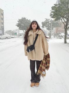 Outfits I Would Wear, Japan Outfit Winter, Japanese Winter Fashion, Winter Inspo Outfits, Winter Outfits Korean, Japanese Winter, Korean Winter Outfits, Cute Winter Outfit