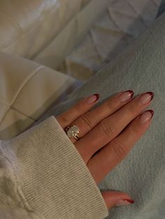 Nails Inso Winter, Nail Inspo December 2024, Natural Nail Inspo Almond, November Nails 2024 Trends, Red Nails December, Short Dark Red Almond Nails, Christmas Simple Nail Ideas, Fall Nail Inspo Almond Simple French, Holiday Nail Ideas Simple