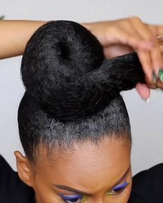 Youtube Videos To Watch, Black Hair Bun, High Bun Hair, Videos To Watch, High Bun Hairstyles, Black Hair Updo Hairstyles, Natural Hair Bun Styles, Low Bun Hairstyles, Messy Braids