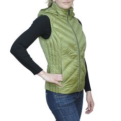 Women's Packable Hooded Down Puffer Vest In Smoky Olive Mfsrp: $225.00 This Down Vest Is A Smart Layering Choice For Year-Round Wear. It’s Made From Nylon And Insulated With Down Filler. Practical Details Include Zipped Pockets, A Stand Collar And Detachable Hood. Wear It Over Everything From Sweaters To Hoodies. Vest Shell: 100% Nylon Filler: 90% Duck Down; 10% Waterfowl Feathers Lining: 100% Nylon Zip Fastening Machine Wash Imported Style 77h5588m82 Brand New With Tags Fitted Green Outerwear For Outdoor Activities, Versatile Fitted Outerwear For Outdoor, Versatile Fitted Outdoor Outerwear, Stretch Outerwear With Pockets For Outdoor, Fitted Winter Travel Outerwear, Spring Stretch Outerwear For Outdoor Activities, Sporty Green Outerwear For Travel, Outdoor Vest With Detachable Hood For Fall, Outdoor Fall Vest With Detachable Hood