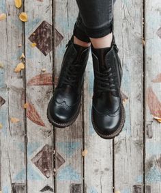 Black Womens Boots, Winter Boots Womens, Minimalist Boots, Leather Winter Boots, Autumn Boots, Women Brogues, Handmade Boots, Colorful Bohemian, Boots Zipper