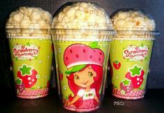 Birthday Party Popcorn, Strawberry Shortcake Birthday Cake, Strawberry Shortcake Birthday Party, Strawberry Birthday Party, Party Popcorn, Strawberry Birthday Cake, 17th Birthday Ideas, Birthday Party Cups