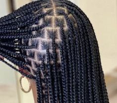 Sleek Box Braids, Plain Braids, Hair Braids Black Women, Smedium Braid, Flat Box Braids, Medium Parts, Knottles Braids, Flat Knotless Braids, Long Small Knotless Braids