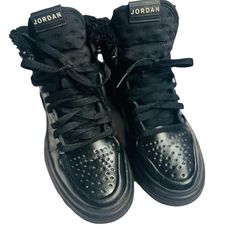 Great Used Condition Shoes Jordan, Womens Jordans, Jordan Black, Shoes Color, Jordan Shoes, Jordan, Size 7, Women Shoes, Fast Delivery