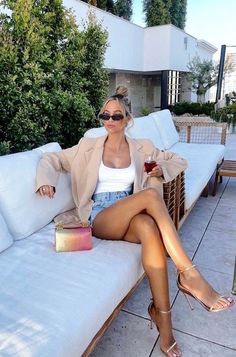 Wineries Outfit, Mode Zara, Europe Outfits, Italy Outfits, Cooler Look, Mode Inspo, Summer Fashion Outfits