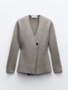 Tavimart Woolen Coats Women Vintage Wool Blends Jacket Autumn Female Casual V-neck Long Sleeve Outerwear Lady Elegant Fashion Loose Coats Classic V-neck Outerwear With Buttons, Winter V-neck Blazer With Buttons, V-neck Blazer With Buttons For Winter, Winter Blazer With Button Closure For Layering, Single Breasted V-neck Outerwear For Work, Beige V-neck Outerwear For Layering, Classic V-neck Winter Outerwear, Beige V-neck Outerwear For Office, Wool V-neck Top For Winter