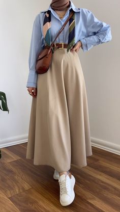 Modest Outfits Muslim, Muslimah Fashion Casual, Outfits Muslim, Stylish Outfits Casual, Hijab Fashion Summer, Estilo Hijab, Modest Casual Outfits, Stile Hijab, Modesty Outfits