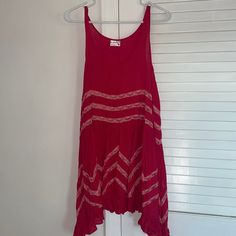 Never Worn Red Sleeveless Mini Dress, Red A-line Summer Mini Dress, Casual Red Rayon Mini Dress, Red Bohemian Midi Dress, Red A-line Mini Dress For Beach, Red A-line Mini Dress For The Beach, Red Rayon Beach Dress, Casual Red Rayon Dress, Red Summer Midi Dress