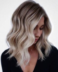 Ash Blonde Hair Dye, Light Ash Blonde Hair, Icy Blonde Hair, Ash Hair, Ash Blonde Highlights, Ash Blonde Balayage, Ash Hair Color