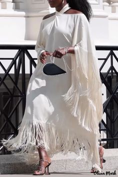 Olivia Mark - Elegante Vestido Blanco Sólido de Parches Halter con Detalles de Borlas Metallic Jeans, Loose Maxi Dress, White Tassel, Cardigan Sweater Dress, Maxi Shirt Dress, Straight Dress, Strappy Dresses, Cape Dress, White Solid