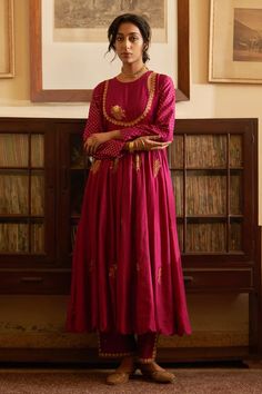 Magenta chinia silk anarkali with floral pattern, panelled yoke, metallic zari and sequin embroidery. Paired with embroidered straight fit pant. - Aza Fashions Magenta Anarkali, Silk Anarkali, Women Kurta, Straight Fit Pants, Sequins Embroidery, Fashion App, Full Sleeves, Pant Set, Set For Women