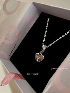 Pandora Necklace Charm, Pandora Custom Necklace, Pandora Necklace Charms, Pandora Necklace Ideas, Pandora Heart Necklace, Pandora Charm Necklace, Pandora Aesthetic