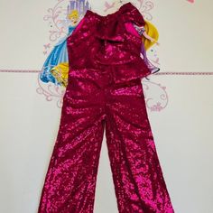 Gorgeous hot pink sequins jumpsuit, romper with bow on the shoulder.Zipper back.  Fabric: sequins.Can  be made special for your little girl in any size and color. Ready to ship in 2-3 weeks. Can be made in any size . Pink Pageant Dress, Sequins Jumpsuit, Glitter Romper, Sparkly Jumpsuit, Pageant Outfits, Girls Jumpsuit, Interview Dress, Pageant Girls, Party Rompers