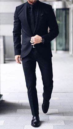 All Black Suit For Men, Black Suit For Men, Giving Speech, Terno Slim Fit, Classy Suits, Suit For Men