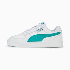 PUMA Zapatillas de Automovilismo Mercedes-Amg Petronas Motorsport Caven Esta clásica zapatilla de deporte de Caven tiene una imagen de Mercedes-AMG Petronas Motorsport pensada para una vida en el pit lane. SOFTFOAM+: plantilla de confort diseñada para proporcionar una suave amortiguación gracias a su talón extragrueso Exterior sintético Capa de cuero en la puntera y la ojetera Lengüeta de malla Suela de goma Formstrip de PUMA en los lados medio y laterales Detalles de marca Mercedes-AMG Petronas Shoe Game, Puma Sneaker, Mesh