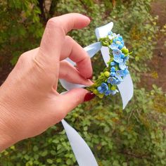 Forget me not flower bracelet - blue nature jewelry. The size is adjustable. This lovely bracelet with handmade forget me not flowers will adorn your look and emphasize the excellent nature style. It will suit in any period of the year, spring, summer, autumn, and even winter. You can put on the flower bracelet for some event, occasion, date, as everyday wearing, or use it as a wedding accessory. See also for set: Earrings - https://www.etsy.com/listing/261686642 Ring - https://www.etsy.com/list Blue Flower Shaped Jewelry With Flower Decoration, Blue Floral Jewelry With Flower Decoration, Blue Flower-shaped Jewelry With Flower Decoration, Elegant Blue Bracelets For Spring, Handmade Flower Blue Jewelry As Gift, Handmade Blue Flower Jewelry For Gifts, Blue Handmade Flower Jewelry For Gifts, Blue Handmade Flower Jewelry As Gift, Turquoise Bracelet Spring Gift