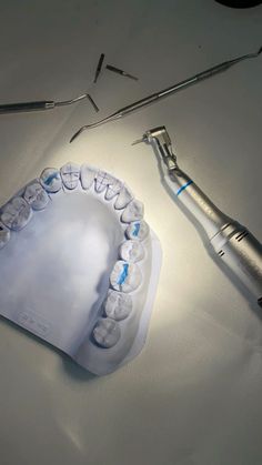 #dental #dentist #dentalcare #dentalhealth #dentalclinic #dentalhealthcare #dentalstudentaesthetics #student #studying #studentlife #dentalstudent Dentistry Student Aesthetic, Dentistry Aesthetic, Dentist Student, Dental Hygienist School, Dentist Assistant, Dental Photos