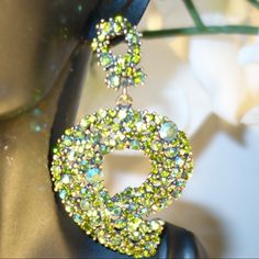 Beautiful Light Green Dangle Earrings Green Pierced Earrings For Party, Green Crystal Pierced Earrings For Party, Green Metal Earrings For Evening, Green Metal Evening Earrings, Trendy Green Earrings For Evening, Green Dangle Earrings, Light Lime Green, Green Earrings, Earrings Color