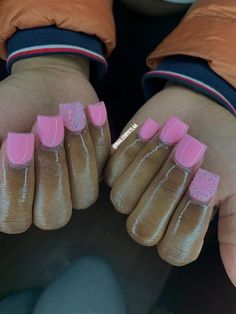 K Nails Art Designs, Plain Nails With Glitter, White And Pink Nails Short, Birthday Nails Coffin Short, 13 Birthday Nails, Cute Short Nail Sets Pink, Birthday Nail Set Ideas Short, Cute Short Acrylic Nails Square, Cute Baddie Nails Short