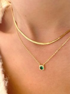 Dainty Gold Emerald Necklace With Delicate Chain, Gold Emerald Necklace With Delicate Chain For Gift, Dainty Gold Emerald Necklace With Adjustable Chain, Dainty Gold-plated Emerald Necklace, Gold Emerald Pendant Necklace For Everyday, Gold Chain Necklace May Birthstone Gift, Everyday Gold Emerald Pendant Necklace, Dainty Gold Emerald Necklace Gift, Gold Chain Necklace For May Birthstone Gift